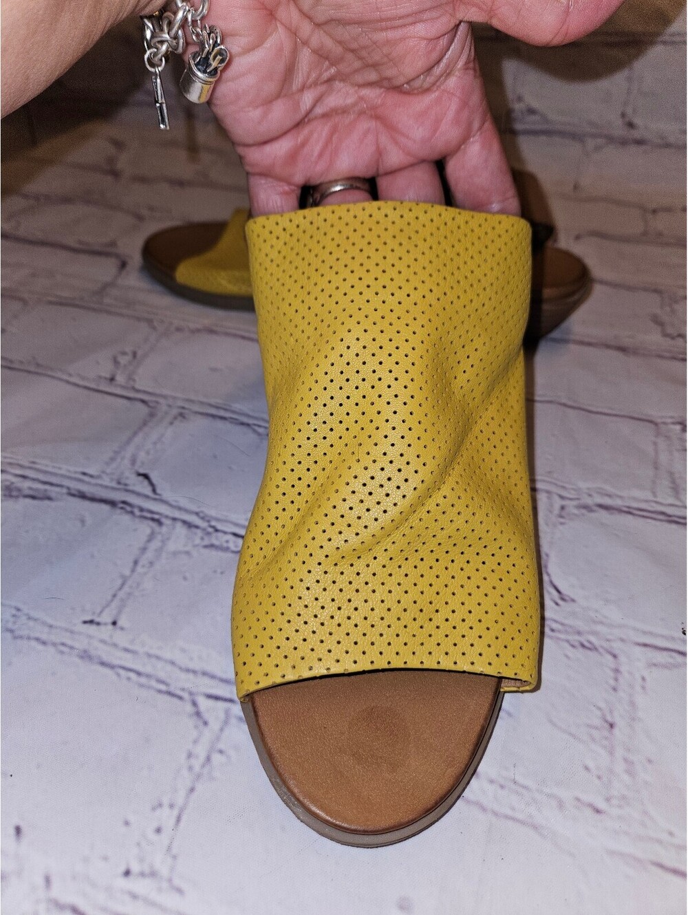 Spring Step Rapture Sandals - Picture 4 of 9